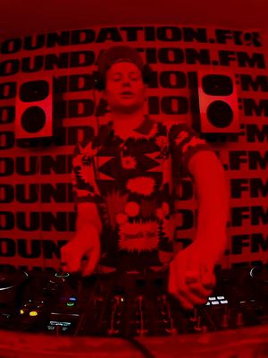 LEO MANDELLA & FRIENDS!  The first of many 🕺 