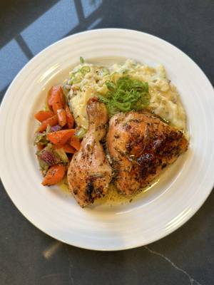 Spring Herb Roasted Chicken and Vegetables with a Garlic Infused Red Potato Mash Spring is here, the birds are chirping, my plants are growing, and the sun is shining. Here’s a dish that’s hearty, tasty, and a crowd pleaser. Now you might be wondering, where is the recipe? Give me some time, I’m still smelling the spring flowers.  #food #EasyRecipe #chicken #healthyrecipe #Foodie 
