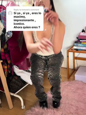 Replying to @inmune así que en resumen, si: soy lo máximo, impresionante e iconica 😝💋 #chile #moda 