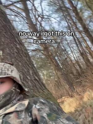 (via carson_.bender/IG) #Outdoors #cat #espnsocial 