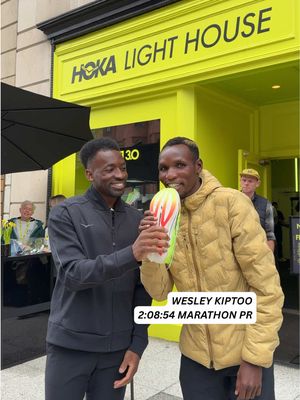 What's your favorite race cheer? 📣 #BostonMarathon #TeamHOKA #Marathon 