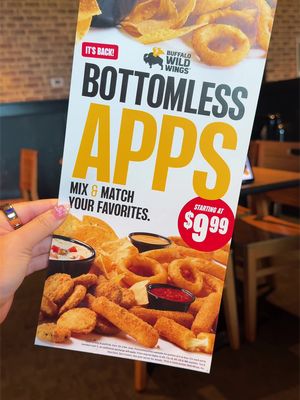 how many rounds of bottomless apps could you actually do?? be honest 👀🍗 #buffalowildwingspartner @Buffalo Wild Wings 