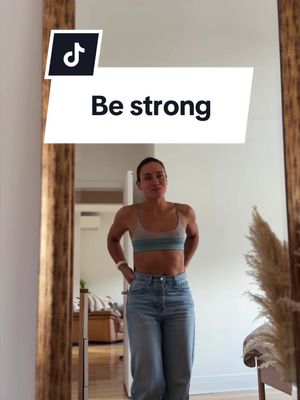 Mes muscles: je les aime. Mon corps puissant: je l’aime. Savoir que ce dernier est fort me soulage. Cessons de vouloir être mince à tout prix: cherchons à faire en sorte que notre corps nous permette de faire tout ce qu’on veut dans la vie! #strongwoman #strongmama #stronggirl #stronger