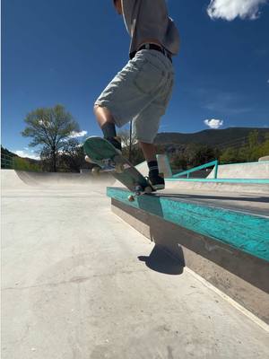 Session 🛹💥 #clips #Skateboarding #girlskater #skate #mondaymotivation 