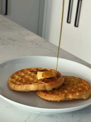 My wife’s pregnancy craving turned into my go to snack. #EggoPartner Y'all need to try @Eggo Protein Waffles. #waffles #breakfast #tastetest