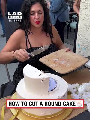 You’ve Been Cutting Cake Wrong 🎂😲 #fyp #viral #irishtiktok #ireland #irishhumour #cake #lifehacks #food