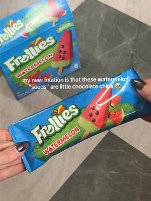 I ❤️ chocolate seeds #chocolatechips #chocolate #watermelon #watermelonicepops #fixation