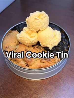 Have you tried this viral cookie tin yet? #cookietin #cookies #nyceats #nycdessert #eatingwithblim 