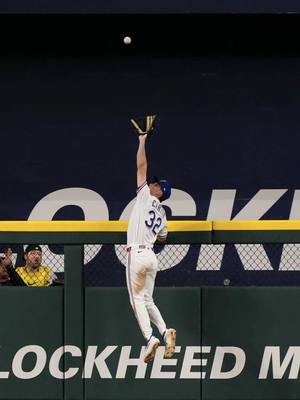 AIR CARTER! #TexasRangers #EvanCarter #AllForTX 