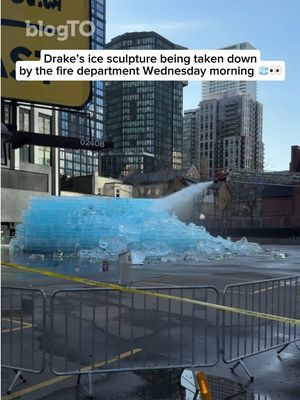 Drake’s Ice sculpture is officially gone! 👀 Did you check it out yesterday? 🤔
