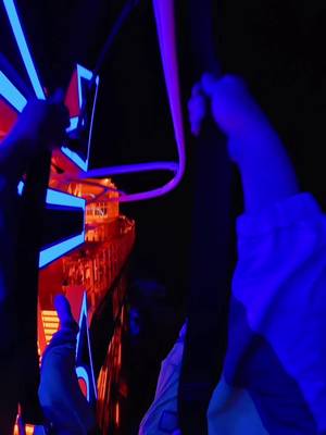 What’s scarier, day or night on Crown’s Edge? 😬 #StaroftheSeas #cruise #cruisetok #adventuretravel #vacation #travel #traveltok