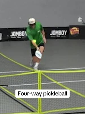 This game is CHAOS #pickleball