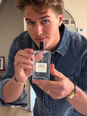 #cremopartner Smelling good is a top priority in my life and that’s why I’ve been loving @Cremo Company and their Italian Bergamot Scent! Available on @Amazon #meticulouslydesigned #mensbeauty