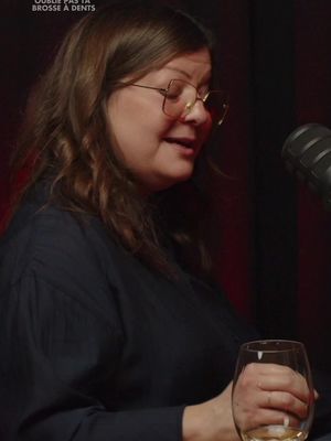 OUBLIE PAS TA BROSSE À DENTS Épisode avec Marie-Annick Lépine, disponible sur Patreon. Abonne-toi à mon Patreon et à ma chaîne YouTube pour ne rien manquer! patreon. com/alexandrebarrette