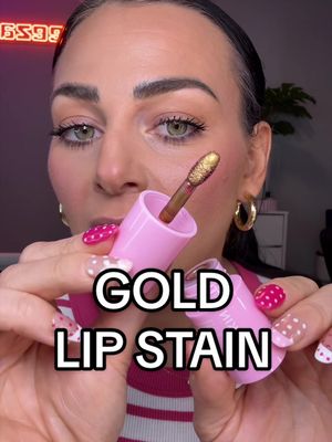 @APRILSKIN USA THIS IS SO COOL! A gold plumping lip stain!!! #aprilskin #lipstain #plumpinglipstain #kbeauty 