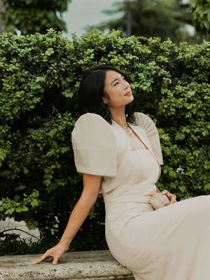Something about the way a Filipiniana makes a girl feel💕