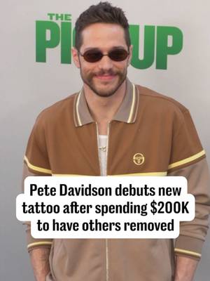 Pete Davidson debuts sweet new tat 🫶 #PeteDavidson has undergone a painful and expensive process of having his HUNDREDS of tattoos removed since 2021, but he just added a new one. The #SNL alum recently sported the name of his baby daughter, Scottie, written close to his ear.