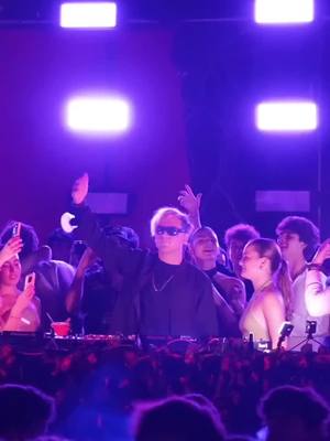 Cuando pones Shakira pero en House 💣💣                      . . .                                                                                                                                                                                                                                                                                                                                        #shakira #remix #lasdelaintuicion #dj @karlomusic_ @chusi