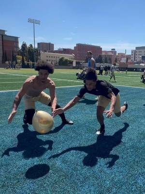 Why was this actually hard??🤣  #CollegeFootball #balloon #fyp #viral #funny 