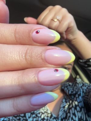 I loveeee a fresh set 😊 @MiamiNailBar 