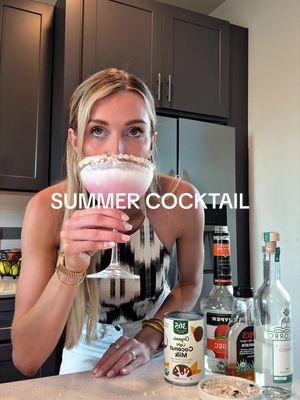 The best summer coconut margarita recipe 🥥🥥🥥  2 oz tequila  1.5 oz canned coconut milk  .75 oz triple sec .5 oz lime juice  Dash agave  10/10 drink!!! #drinktok #drinkrecipe #cocktailrecipe #cocktailideas 