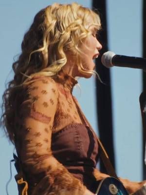 No more tears round here @Avery Anna #AveryAnna  Watch the @Amazon Music livestream, only on @Prime Video and @Twitch #stagecoach 