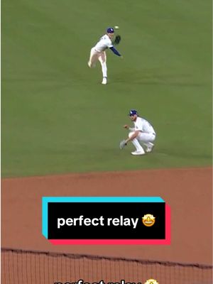 everything about this was BEAUTIFUL 😍  what a relay by the @Los Angeles Dodgers!  #MLB #baseball #wow #losangeles #dodgers 