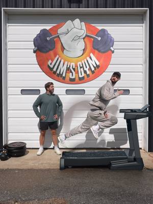 JIM'S GYM: 1% gains, 99% pain #CalebsCartoons / #LooneyTunes #TomandJerry #saturdaymorningcartoons #animation 