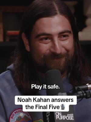 @Noah Kahan answers the final 5 questions on the show a few weeks ago 🙌 go back and listen to our full conversation by searching ‘On Purpose with Noah Kahan’ to watch on YouTube or listen wherever you get your podcasts 🎙️🙏  #noahkahan #advice #newmusic  #thegreatdivide 