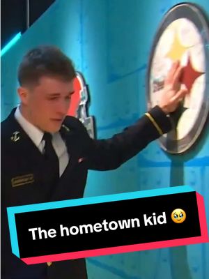 Drafted by the hometown team and greeted by the hometown crowd 🥹 📺: 2026 NFL Draft April 23-25 on NFLN/ESPN/ABC #steelers #nfldraft #eliheidenreich 