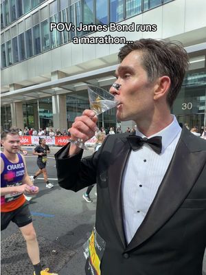 A vodka martini at mile 18 in true James Bond style 🍸 Didn’t mean to smash the glass. #londomarathon #jamesbond #tuxedo #Running