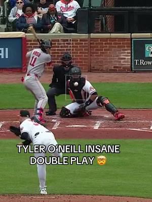 What a throw, TO 💪 #orioles #tyleroneill #MLB #baseball #camdenyards 
