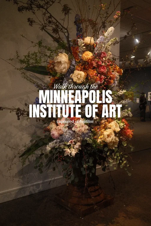 Hey Siri, play: “On the Nature of Daylight” by Max Richter.  #arttok #florals #artmuseum #fujifilm #minneapolis 