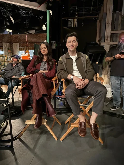 Back at our happy place. Can’t wait for you to see what we have in store for season 3! @Selena Gomez @Wizards Beyond  #WizardsBeyond #Reunited #ComingSoon 