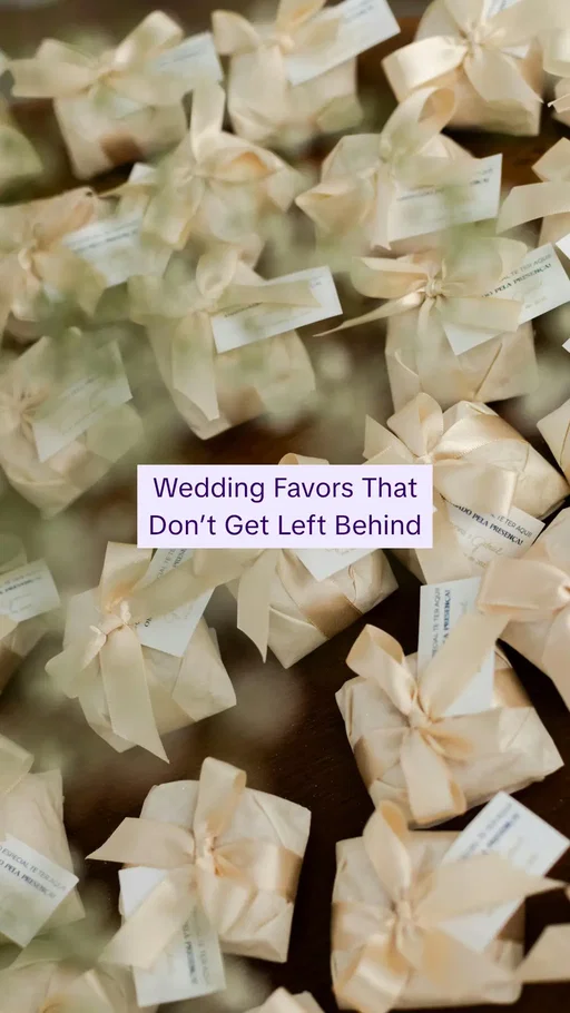 Wedding favors that won't end up in the junk drawer🪴SHARE this with your partner!  #joywedding #weddingplanning #weddingregistry #weddingfavors