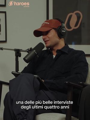 Ida di Filippo è stata una delle più belle interviste da quando abbiamo iniziato @H3ROESPODCAST  Una persona con un livello energetico incredibile che avvolge lo spazio in cui gravita e travolge le persone che le stanno attorno. Sinceramente prima che arrivasse nel nostro loft di produzione non avevo capito nulla perché stupidamente avevo fatto prevalere nella mia testa solo il personaggio televisivo aspettandomi tutt’altro che lei; poi è arrivata lei in tutta la sua naturalezza e simpatia ma soprattutto una profondità d’animo inaspettato. Diverse volte durante la puntata avevo la voce rotta e cercavo di camuffare in qualche modo; la fatica per arrivare fino a questo punto nella sua vita si sente tutta dal suo racconto e le sue vibrazioni ci hanno pervaso per tutto il tempo. All’inizio dell’intervista (perché farlo alla fine sarebbe stato troppo semplice) mi sono scusato con lei proprio per aver un po’ sottovalutato la sua potenza umana e me ne dispiaccio. Grazie cara Ida perché mi hai lasciato davvero un bel segno in profondità ❤️ e lo porterò dietro con me  #FrankGallucci #IdaDiFilippo #H3roesPodcast
