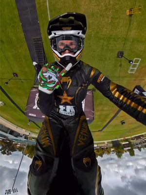 Keeping calm through the chaos with Rob Adelberg 🤙 #RockstarEnergy #Totw #fmx #moto 