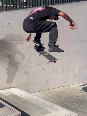 We’re hyped to officially announce that professional skateboarder and Olympian @Manny Santiago is joining the A-GAME family!
‌ Known for his relentless energy, technical mastery, and that iconic smile, Manny embodies everything it means to stay at the top of your game. Whether he’s hitting a massive handrail or training for the next big podium, Manny fuels his grind with the ultimate hydration.
‌ #DrinkAGAME #BringYourAGAME