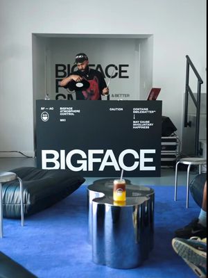 introducing FREQUENCY — a recurring signal from BIGFACE 📡 coffee. sound. connection. crew002: @Justdimy + @loveblendz + @techniquerecords  dominoes by @capicunyc  40 NE 40TH STREET, MIAMI, FL 4.30 | 3PM–7PM #miamievents #f1miami 