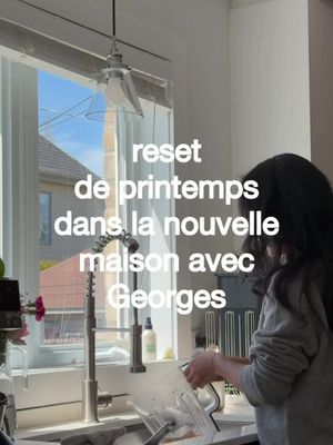 Ton rappel de protéger ton chien des parasites 🐶 Tous “dog parents” comprennent le struggle quand le printemps arrive, et c’est pour ça qu’on s’est tourné vers K9 Advantix II pour  traiter Georges, sans que ce soit une guerre de lui faire ingérer quoi que ce soit. Ce traitement topique permet de protéger nos chiens sans compromis, en arrêtant le cycle des parasites externes à la source. Chien heureux, parents heureux! Disponible chez @Mondou #Ad