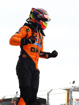 Oscar Piastri reflects on last year's Miami Grand Prix ahead of the 2026 season restart in Florida... 🍊🇺🇸 #oscarpiastri #piastri #mclaren #f1 #miami