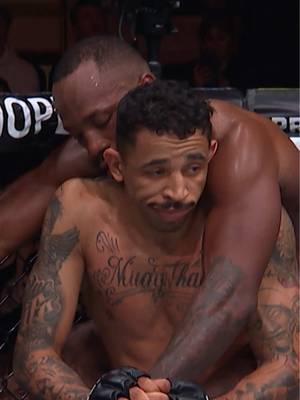 Карлосу Пратесу этот мир уже абсолютно понятен 🫩 #UFCPerth #UFC #MMA #carlosprates 