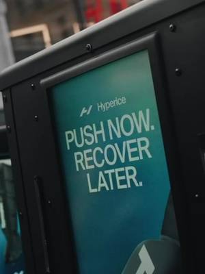 Still thinking about this past weekend… 🔥 Runners at the London Marathon brought the energy, and we carried them through with our recovery.  Congratulations to all the runners. 🥇 #londonmarathon #runner #recovery 