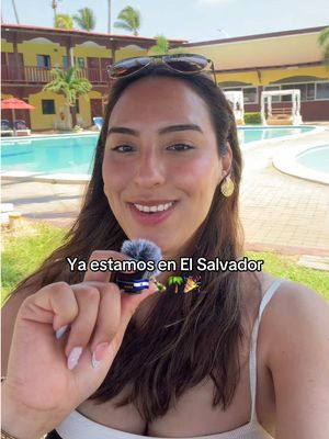 Chisme update timeee 🇸🇻🌴🍾🎉 llevamos a sivar hermana y ya ando disfrutando de mi mami y la playita! #elsalvador #latinaincanada #salvadorean #vacacionesinelsalvador #spanglish  