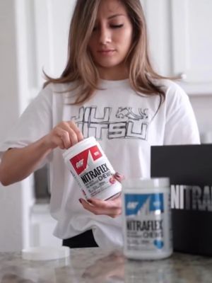 Fuel in Chews! ⚡️50mg per chew to get yourself going on the #summershred 🥵 #NitraflexChews #PreWorkout