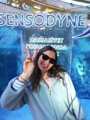 Here’s how Sensodyne showed up in Istanbul. At Kanyon Shopping Mall, the team created the Sensodyne Ice Bar to reframe how people think about tooth sensitivity. Visitors were invited to experience the cold and learn how Sensodyne Clinical Repair works to address sensitivity at its source. It’s a simple idea. Don’t avoid the cold. Understand it, and what can be done about it. #HaleonTurkey #BetterEverydayHealth #Sensodyne #HealthInnovation