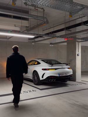 Then they should send it back to you. #MercedesBenz  #MercedesAMG #fyp  [Mercedes-AMG GT 63 PRO 4MATIC+ | Energieverbrauch kombiniert: 14 l/100 km | CO₂-Emissionen kombiniert: 319 g/km | CO₂-Klasse: G]