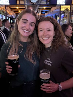 Hold your pint and pose 