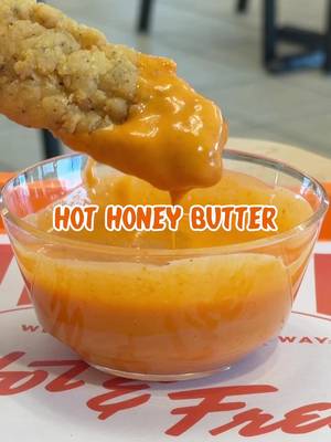 With @Whataburger’s 10 signature sauces, creating your own custom sauce is one of the most fun ways you can eat Whatachick’n®️Strips! #Whataburger #ad 