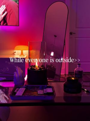 Vibe alone. . . .#apartmenttherapy #cozyathome #SelfCare #apartmentinspo #fypシ 